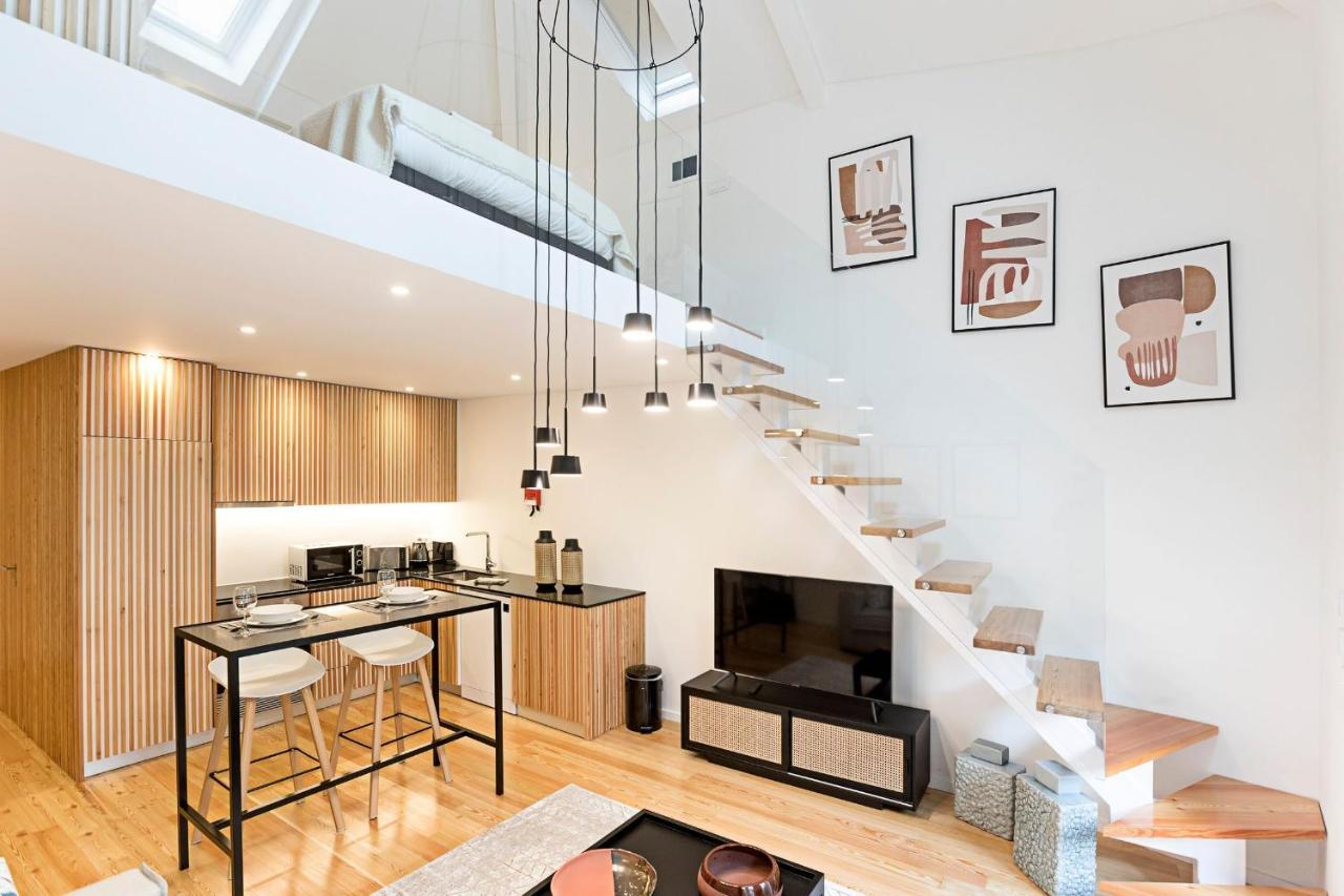 Studio Duplex W Ac Near River Front By Lovelystay Porto Bagian luar foto
