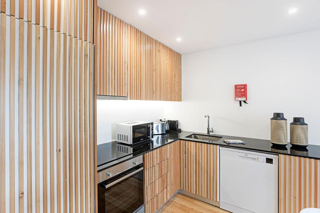 Studio Duplex W Ac Near River Front By Lovelystay Porto Bagian luar foto