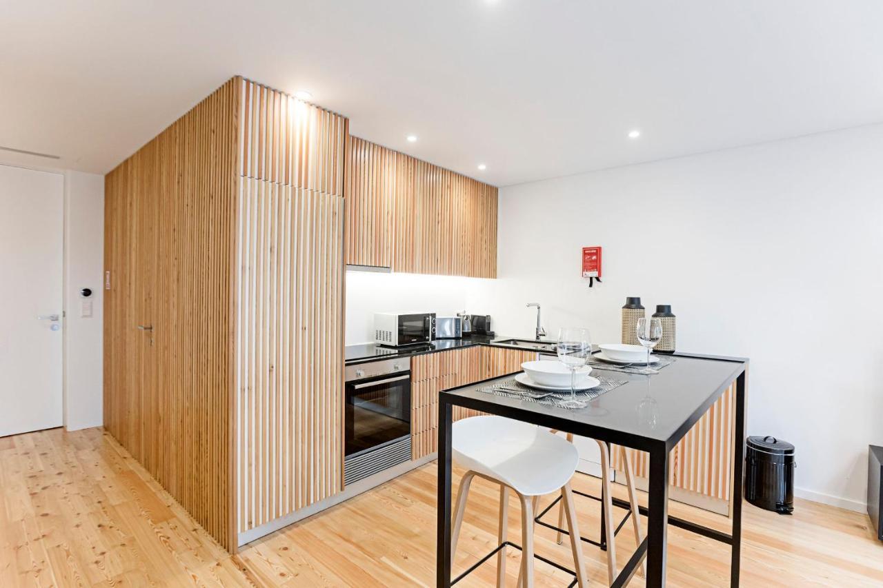 Studio Duplex W Ac Near River Front By Lovelystay Porto Bagian luar foto